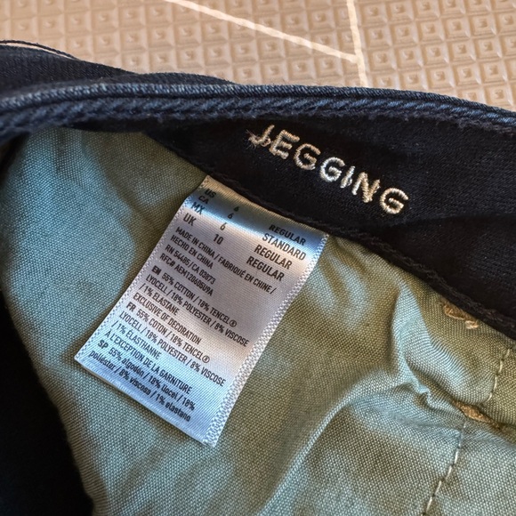 American Eagle Super Stretch Jeggings in Navy (6) - Picture 3 of 3